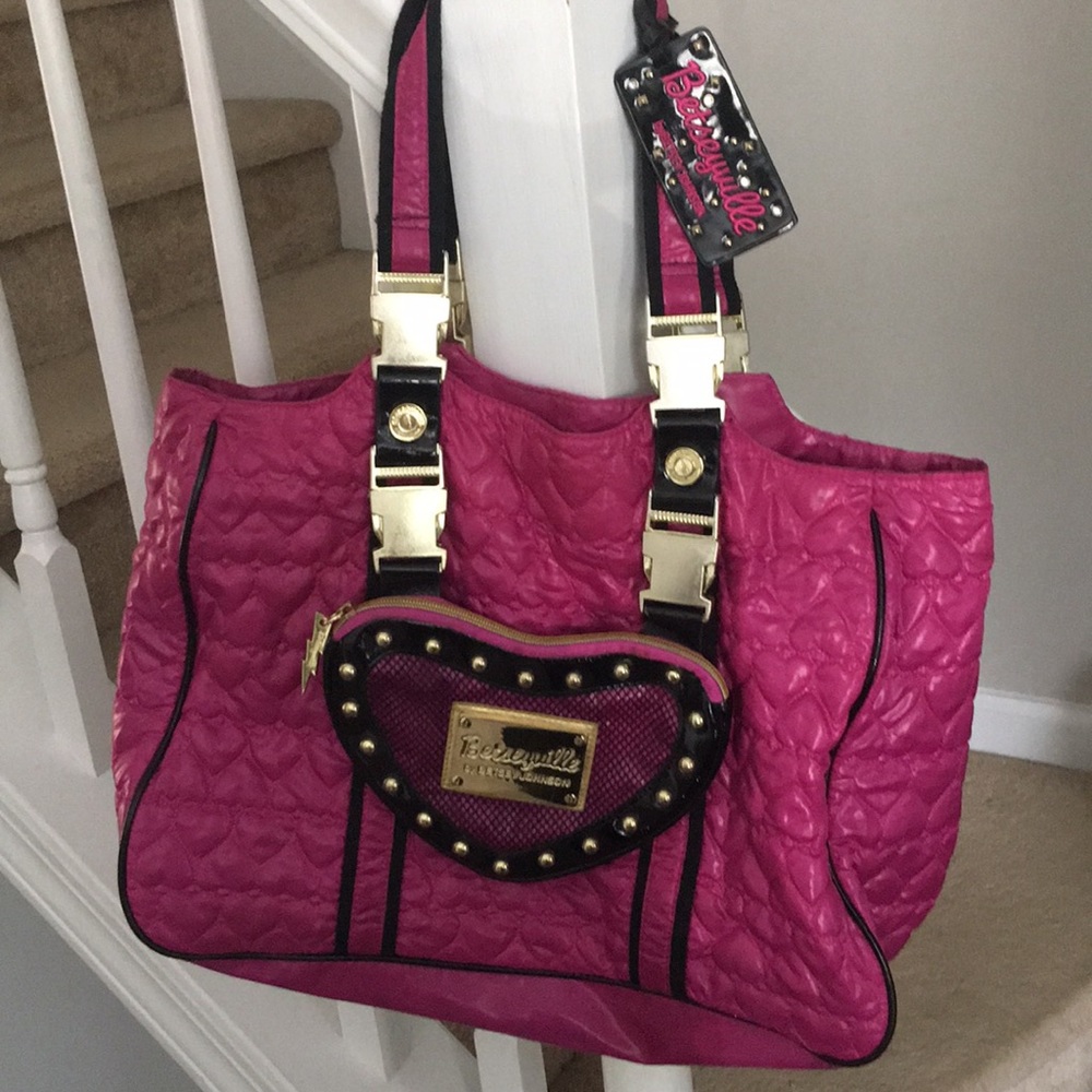 Betseyville Tote
